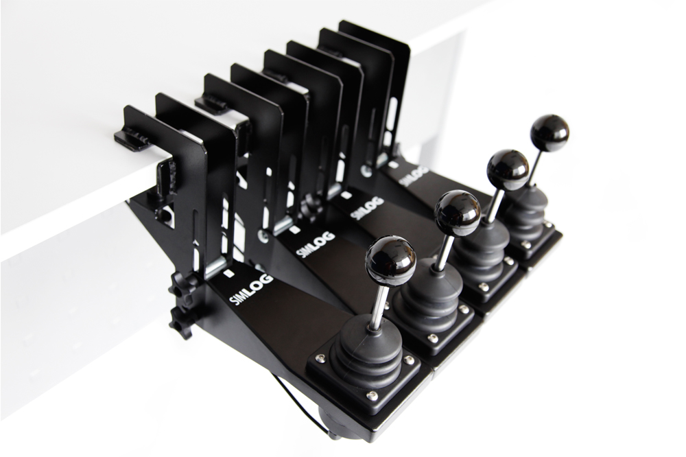 Controles tipo réplica para simulador SIMLOG